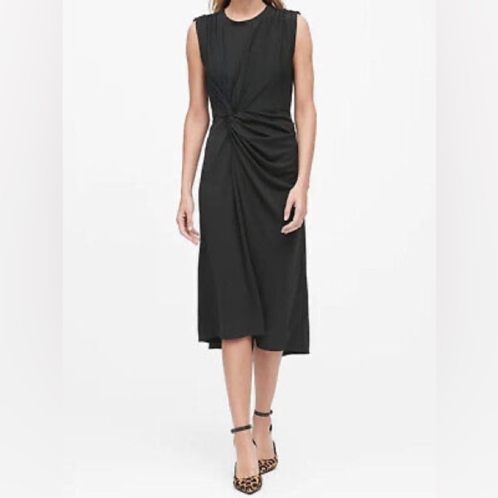 Banana Republic Twist-Front Midi Dress in Black (M)